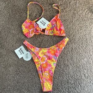 Kulani Kinis Sunny Sangria set